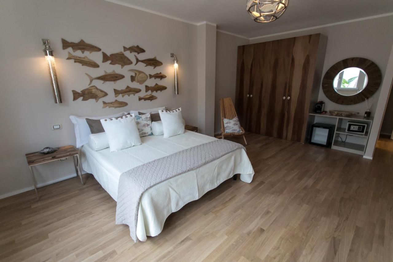 Love & Fama Hotel Sabaudia Kültér fotó