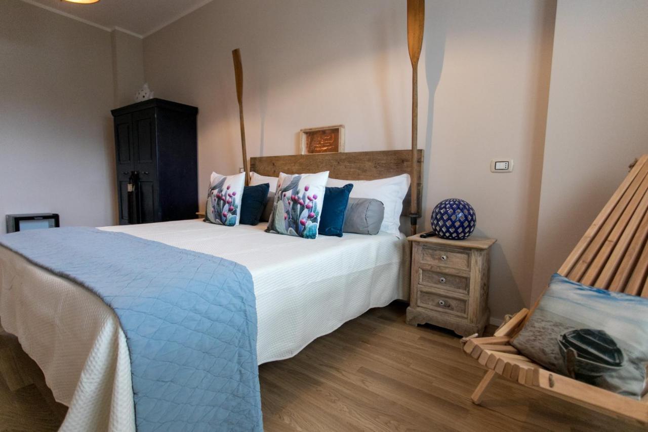 Love & Fama Hotel Sabaudia Kültér fotó