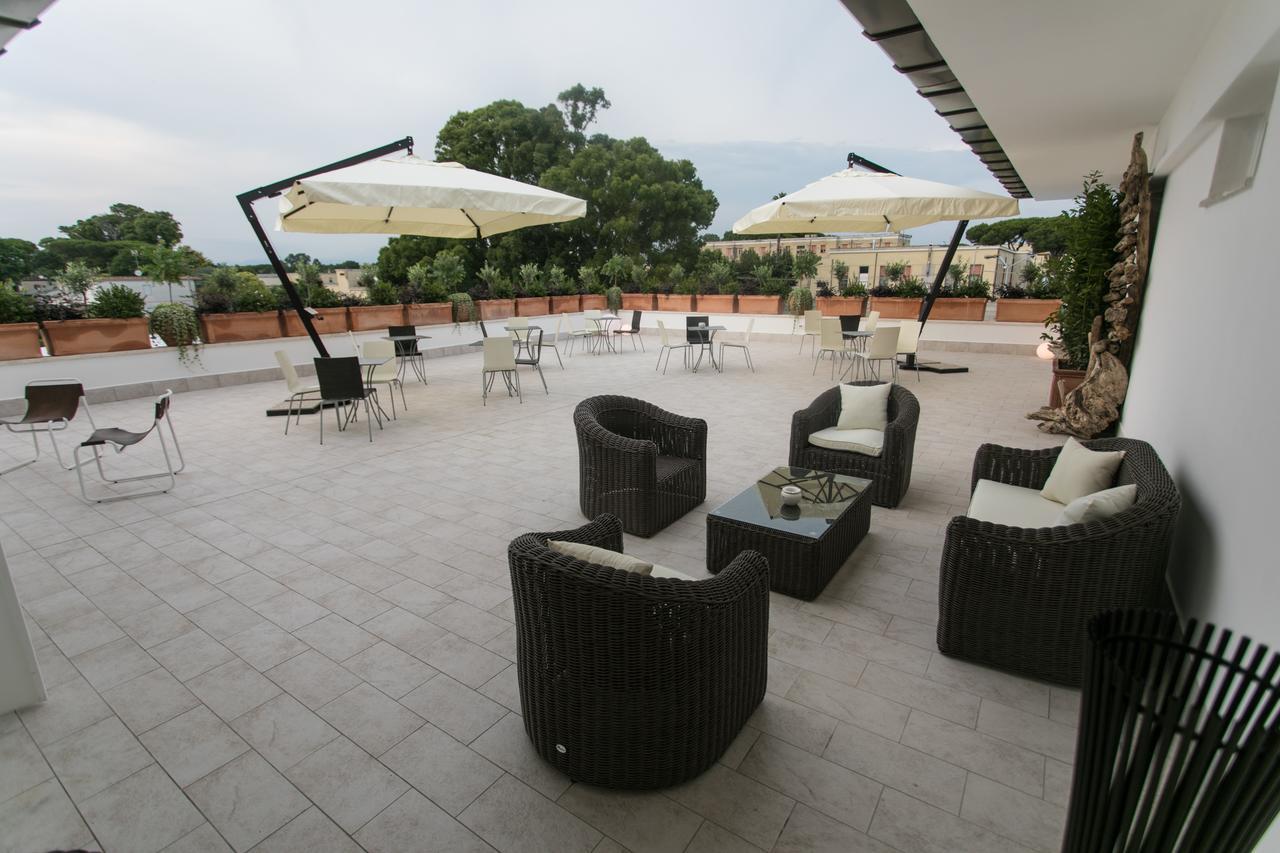 Love & Fama Hotel Sabaudia Kültér fotó